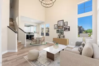 Photo #5: 6916227 Listing