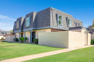 Photo #3: 6916263 Listing 