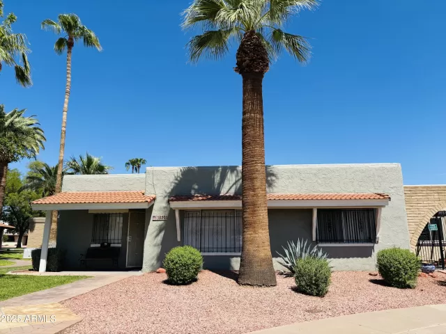 MLS: 6916270 Condo For Sale