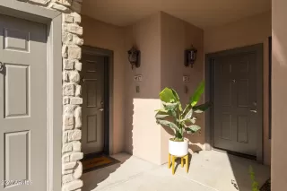 Photo #3: 6916388 Listing