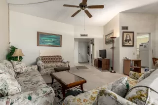 Photo #5: 6916499 Listing