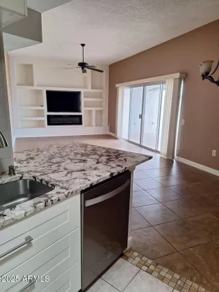 Photo #2: 6916511 Listing