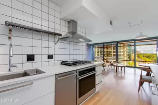 Photo #3: 6916535 Listing 