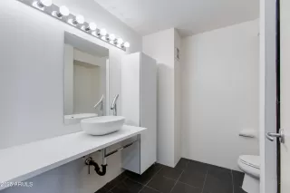 Photo #5: 6916535 Listing 