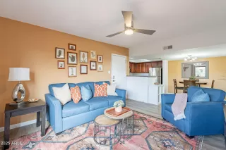 More Details about MLS # 6916837 : 5757 W EUGIE AVENUE#2081