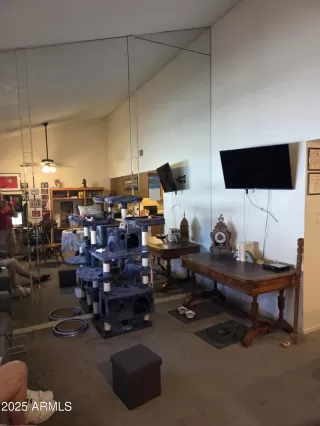 Photo #2: 6916949 Listing 