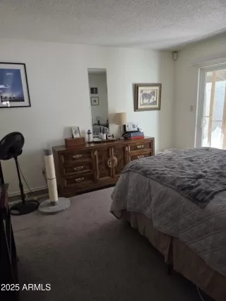 Photo #6: 6916949 Listing 