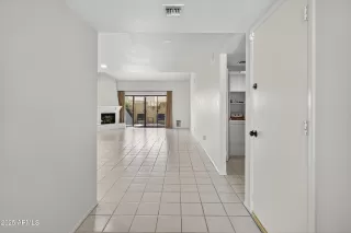 Photo #1: 6916977 Listing