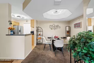 Photo #4: 6917224 Listing