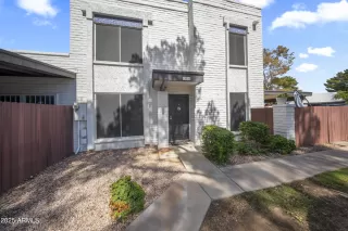 Photo #1: 6917326 Listing 