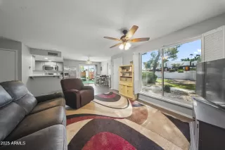 Photo #4: 6917326 Listing 