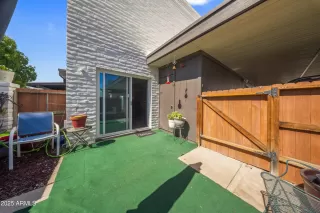 Photo #5: 6917326 Listing 