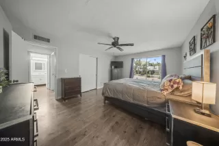 Photo #6: 6917326 Listing 