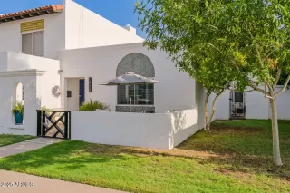 Photo #2: 6917394 Listing