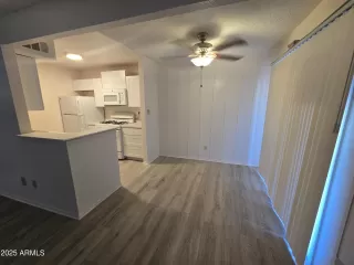 Photo #2: 6917447 Listing