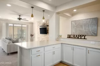 Photo #5: 6917466 Listing 
