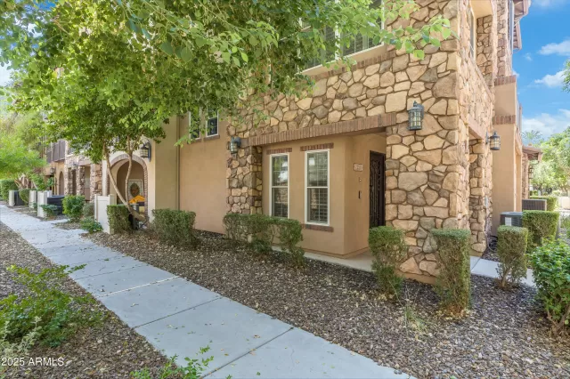 MLS: 6917490 Condo For Sale