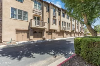 Photo #1: 6917490 Listing 
