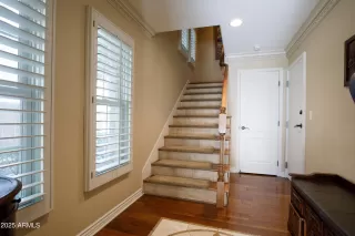 Photo #2: 6917490 Listing 