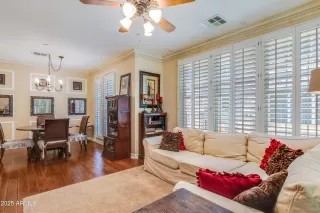 Photo #5: 6917490 Listing 