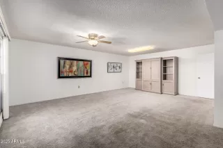 Photo #3: 6917615 Listing