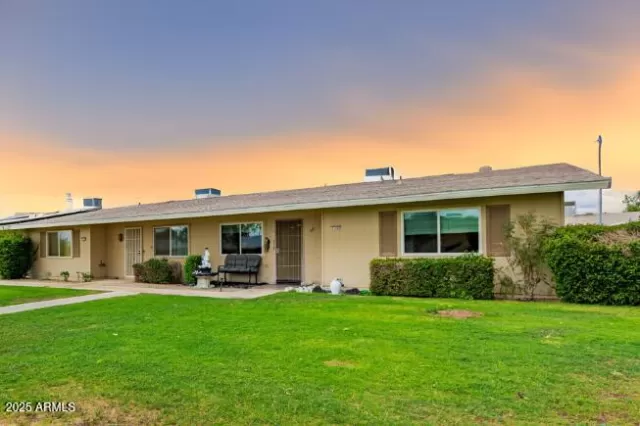MLS: 6917644 Condo For Sale