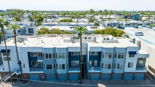 MLS: 6917680 Condo For Sale