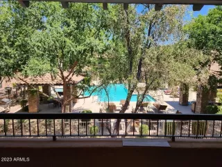 Photo #5: 6917689 Listing