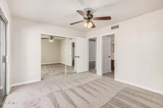 Photo #5: 6917749 Listing 