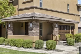 Photo #2: 6917786 Listing