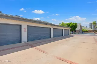 Photo #2: 6917914 Listing