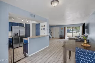 Photo #4: 6917914 Listing