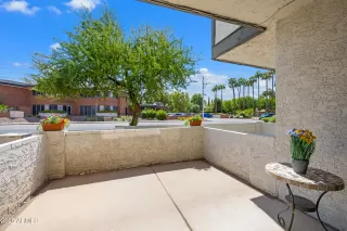 Photo #5: 6917914 Listing