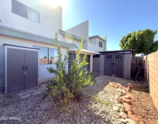 Photo #3: 6918004 Listing