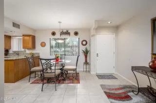 Photo #4: 6918151 Listing