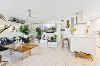 Photo #1: 6918231 Listing 