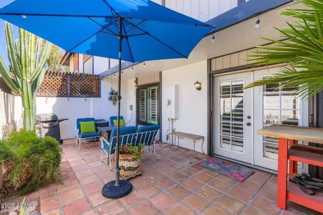 MLS: 6918367 Condo For Sale