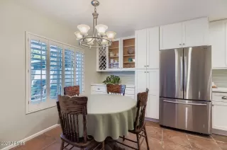 Photo #4: 6918367 Listing