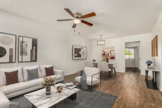 Photo #4: 6918378 Listing