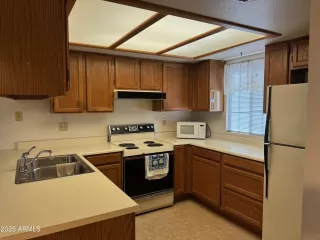 Photo #2: 6918386 Listing