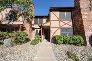 Photo #5: 6918474 Listing 