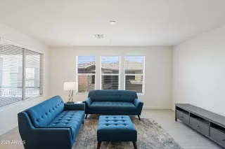 Photo #6: 6918849 Listing