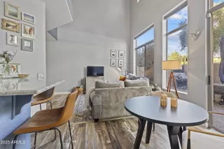 Photo #3: 6918887 Listing 