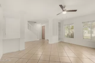 Photo #6: 6918907 Listing