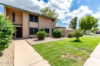 Photo #2: 6918908 Listing