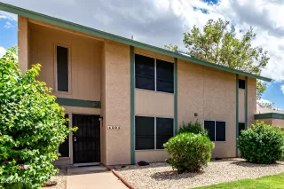 Photo #3: 6918908 Listing