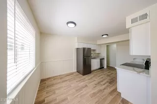 Photo #2: 6918921 Listing 