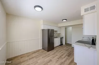 Photo #3: 6918921 Listing 