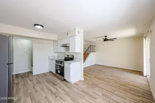 Photo #4: 6918921 Listing 