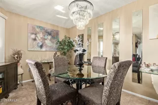 Photo #4: 6918958 Listing